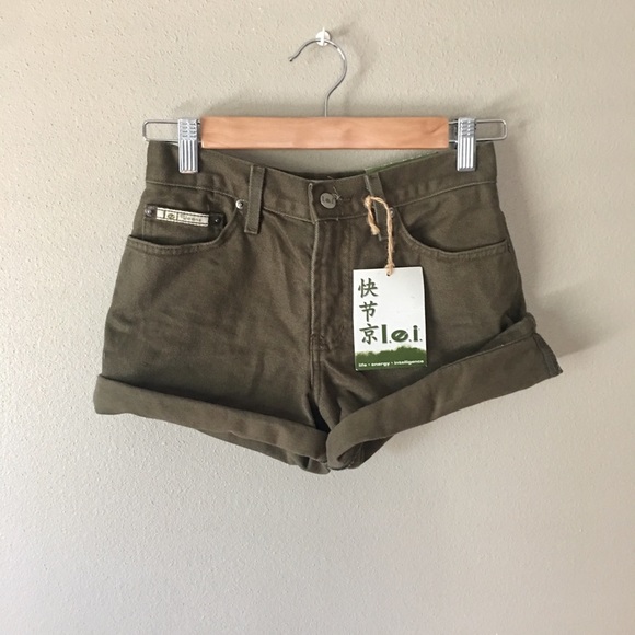 Vintage L.e.i. High Waisted Shorts - Picture 3 of 4